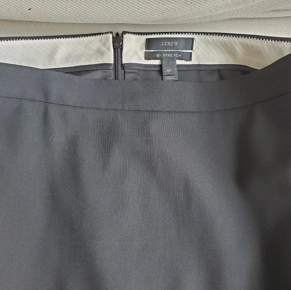 J.Crew Black Classic B-Stretch Wool Pencil Skirt 6 Petite - Picture 3 of 8
